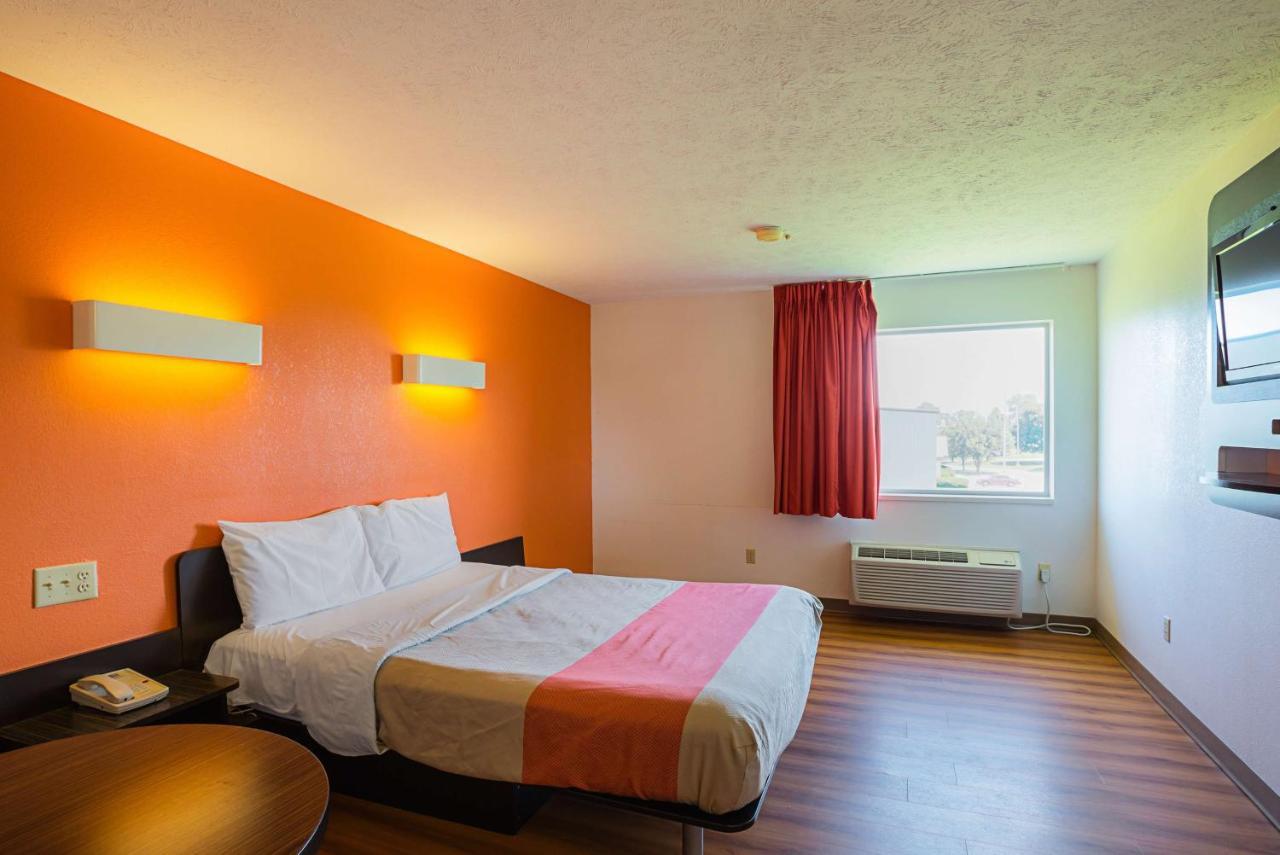Motel 6 Omaha - Iat West Eksteriør billede