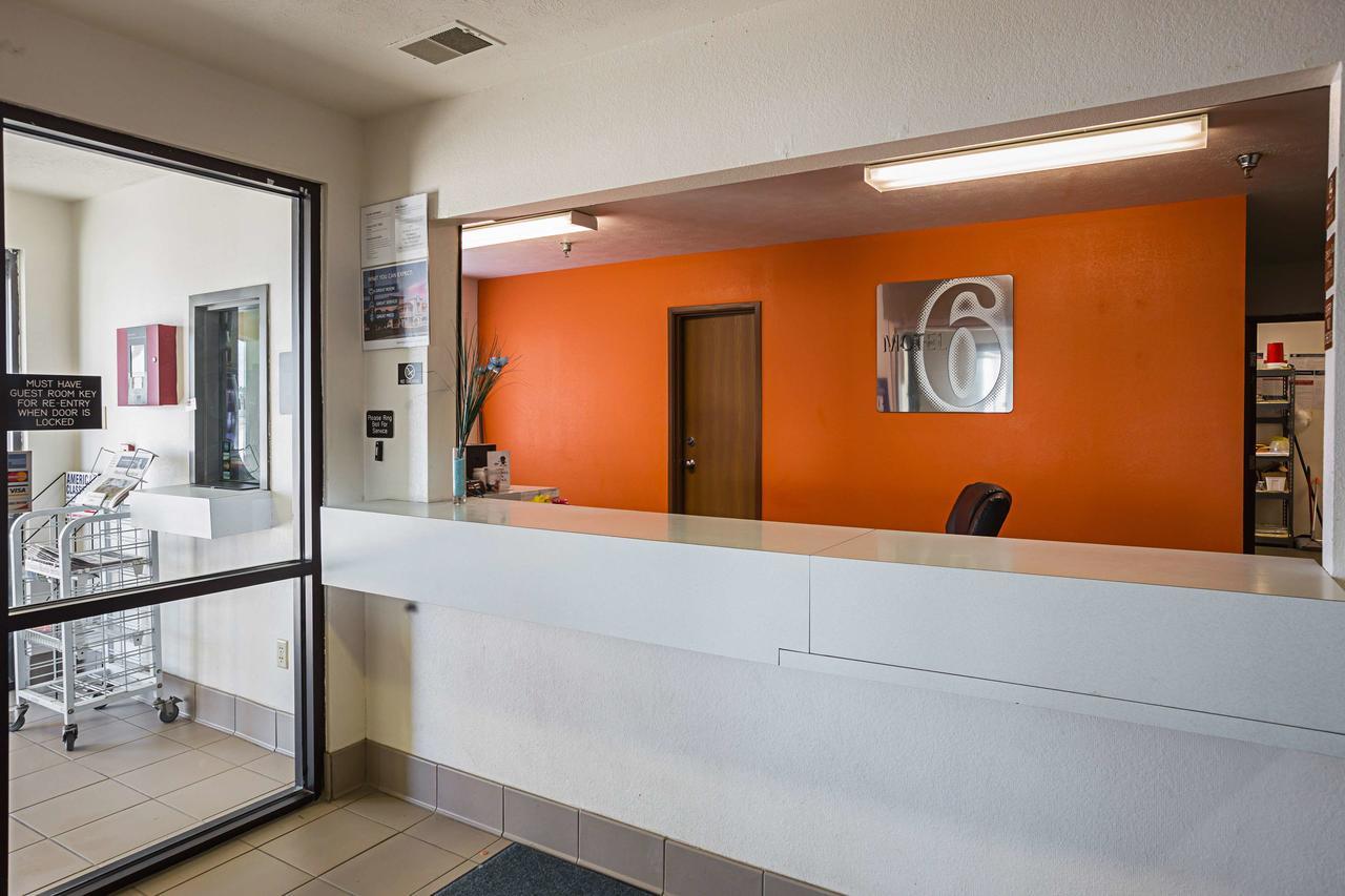 Motel 6 Omaha - Iat West Eksteriør billede