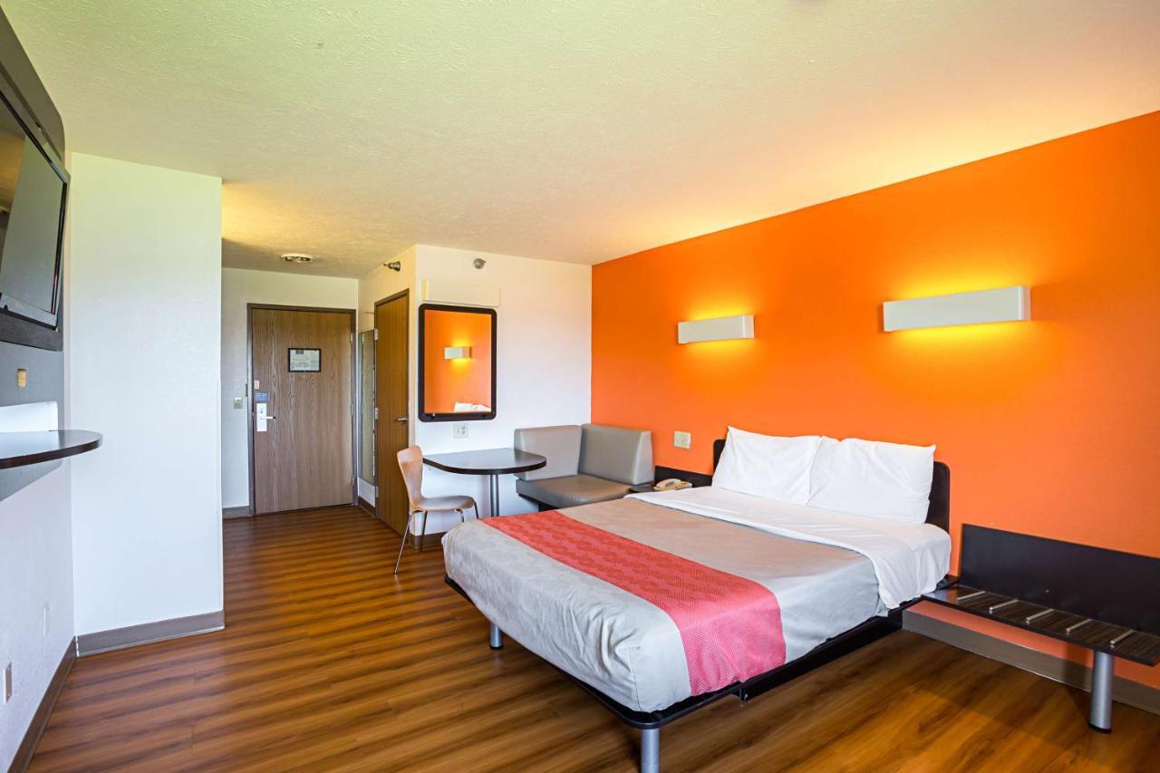 Motel 6 Omaha - Iat West Eksteriør billede